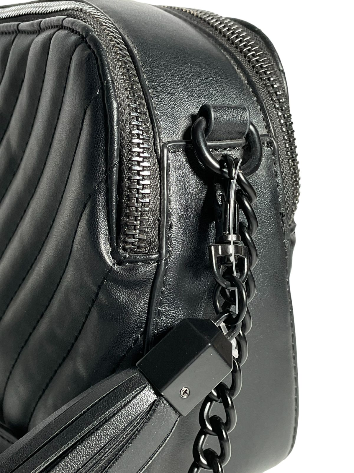 Bolsa Negra Aldo – Sofisticación y Estilo en Cada Detalle