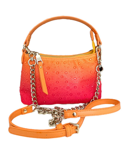Bolso Steve Madden Naranja – Audacia y Estilo para tu Outfit