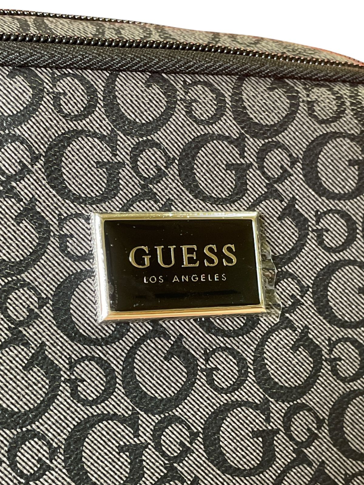 Bolso de Cosméticos Guess G-Logo - El Neceser de Viaje Definitivo